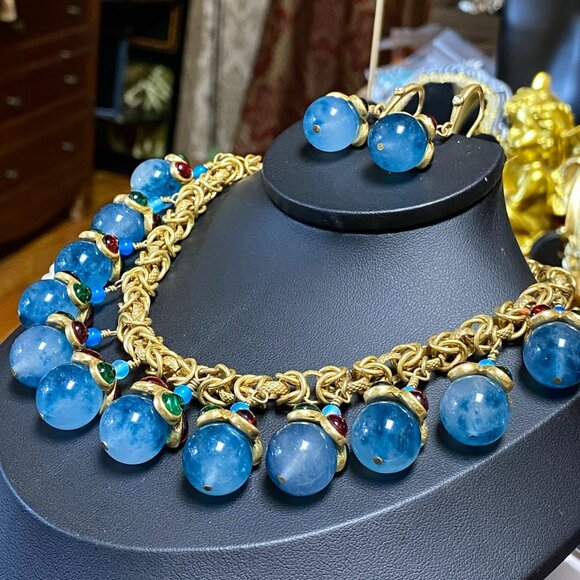 Stunning Vintage Palace Style Blue Gemstone Necklace & Earring Set - Picture 7 of 7
